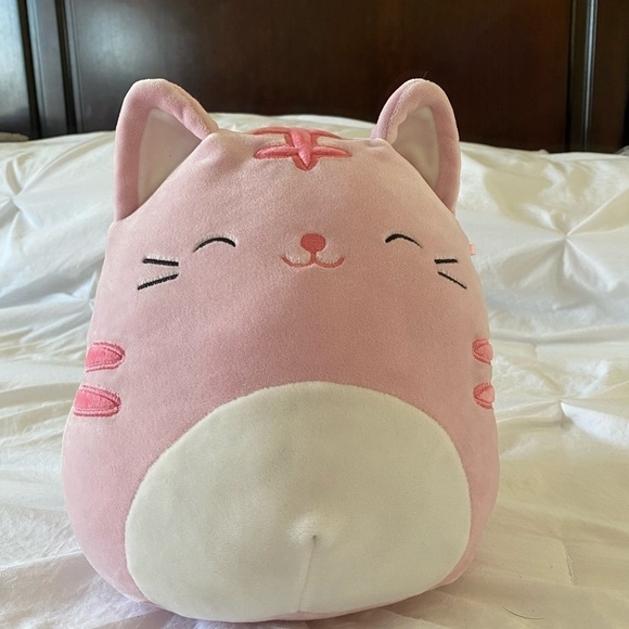 Squishmallow paulita the cat pink tabby closed eyes 8” - Picture 2 of 10